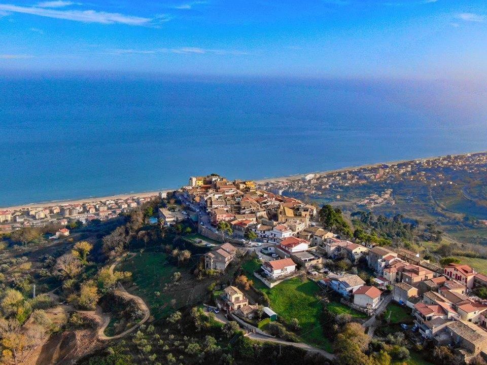 Silvi Paese Relais Borgo Sul Mare Ospitalita Diffusa מראה חיצוני תמונה